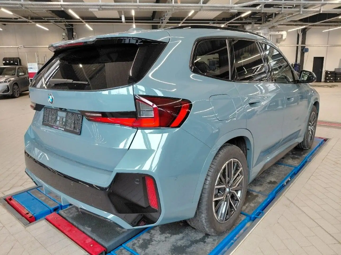 BMW X1 20 dA xDrive M Sport/AHK/Alarm/LED/Komf. Groen - 2