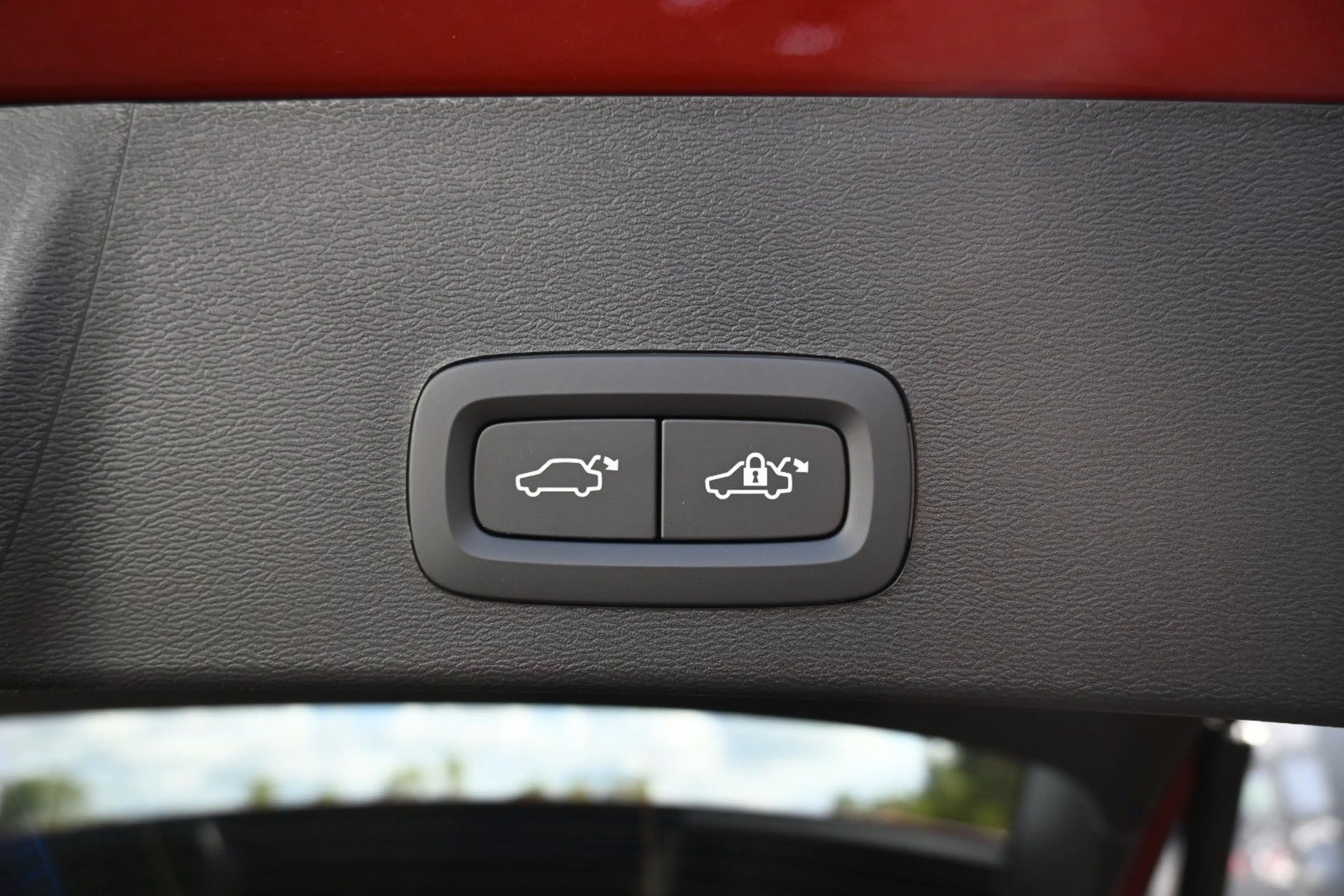 Volvo XC40 B3 DKG Plus Dark*Pixel*FSHZG*360°*ACC*AHK — photo 19