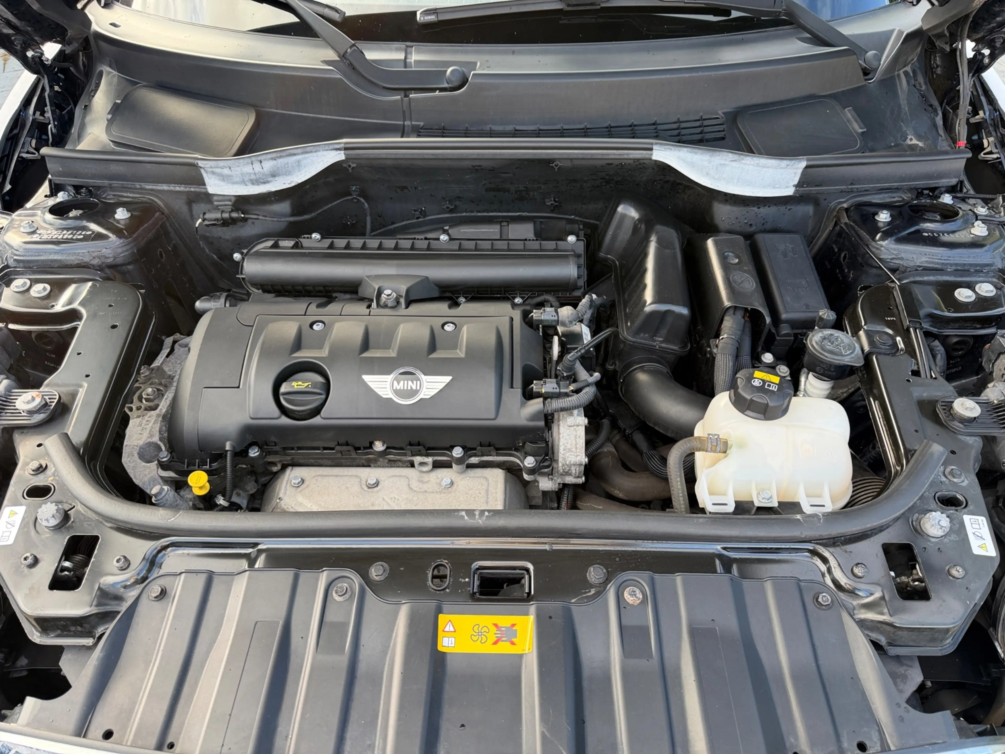 MINI Cooper Countryman 1.6 Chili 2015 117.268KM — photo 20
