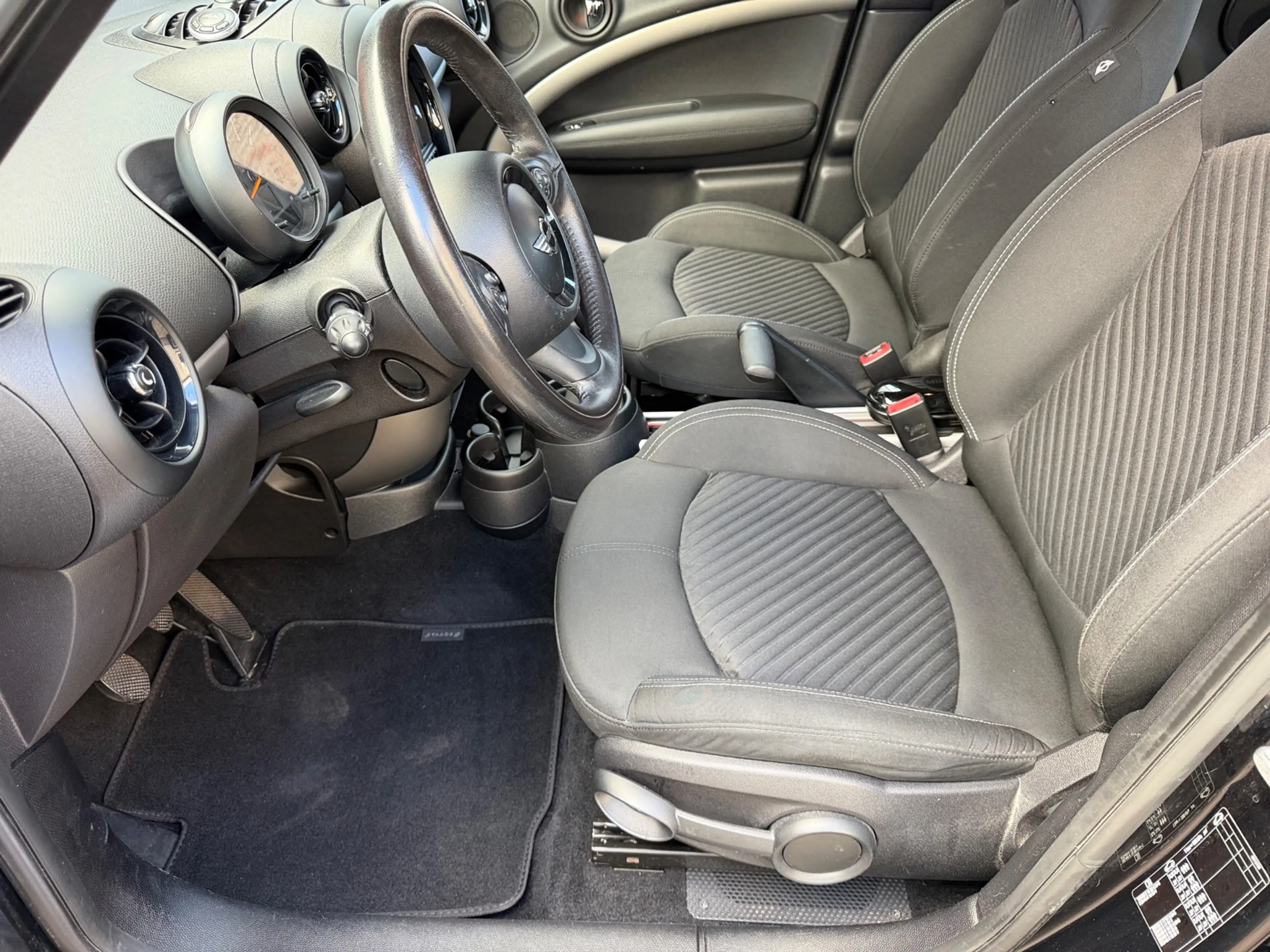 MINI Cooper Countryman 1.6 Chili 2015 117.268KM — photo 7