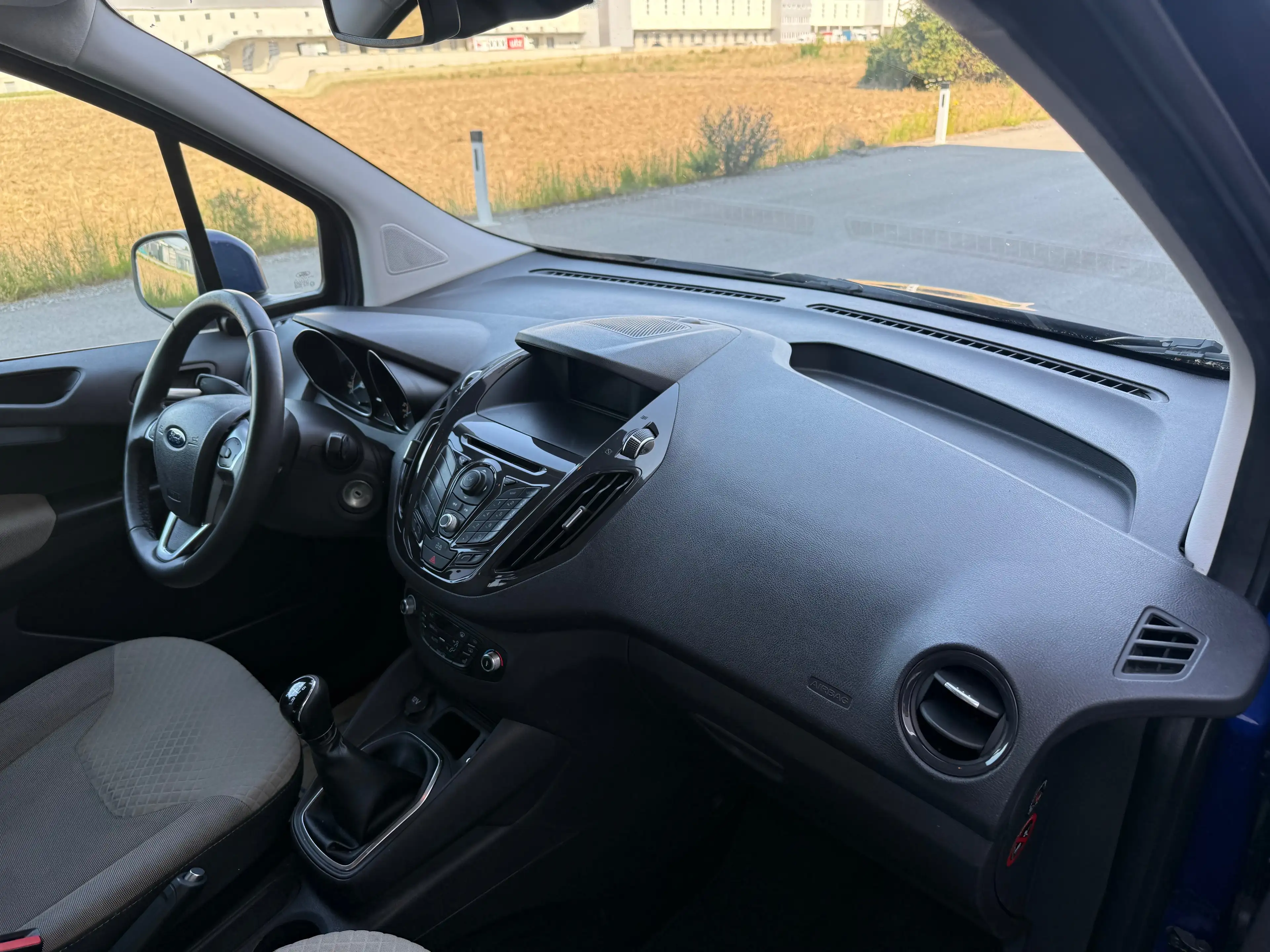 Ford Tourneo 1,0 EcoBoost Titanium ID:62 — photo 8