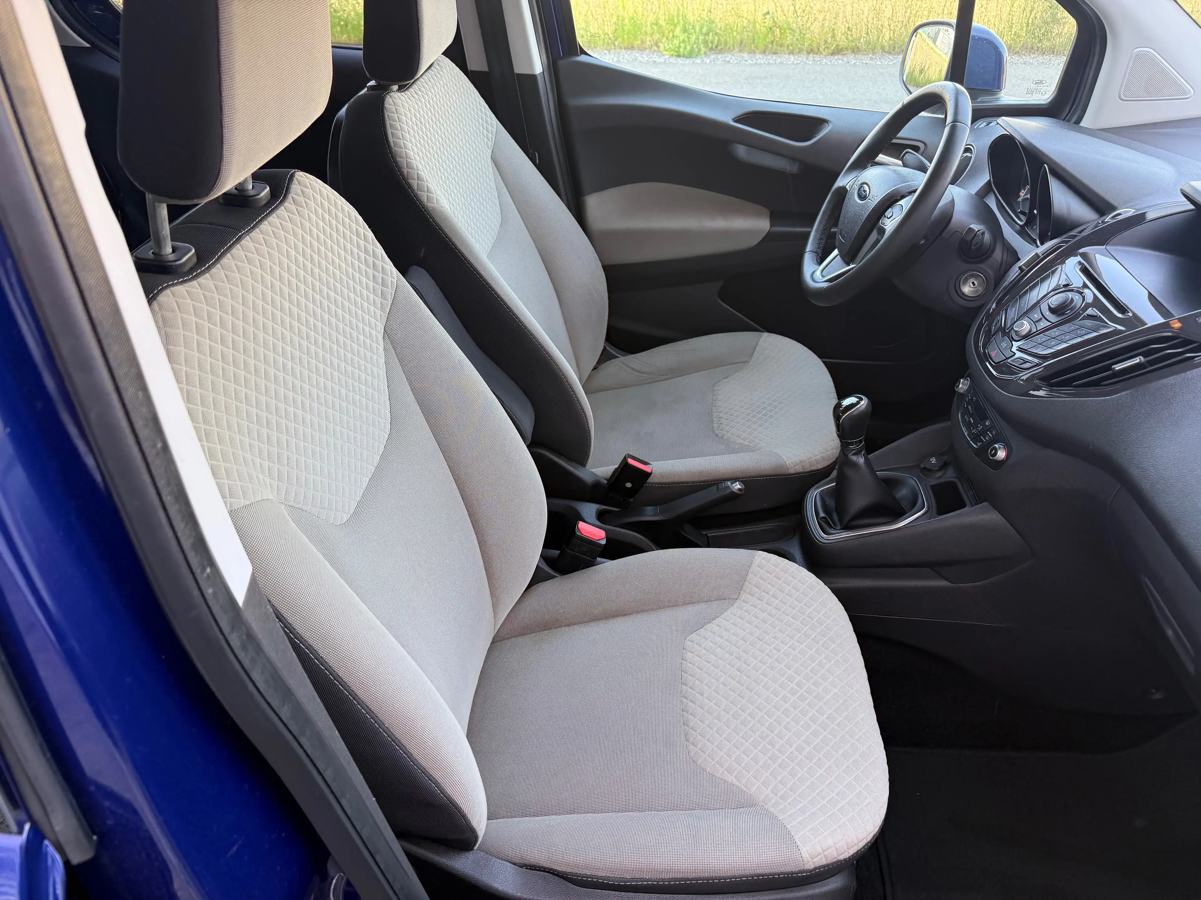 Ford Tourneo 1,0 EcoBoost Titanium ID:62 — photo 9
