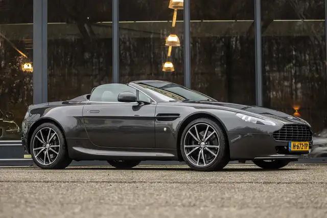 Aston Martin Vantage V8 Roadster 4.7 V8 N420 Sportshift
