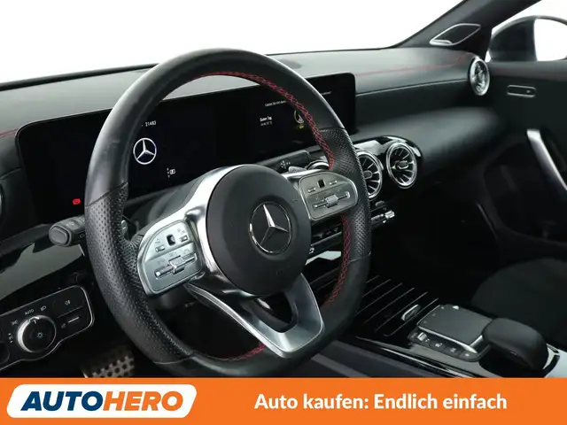 Mercedes-Benz 250 view 11