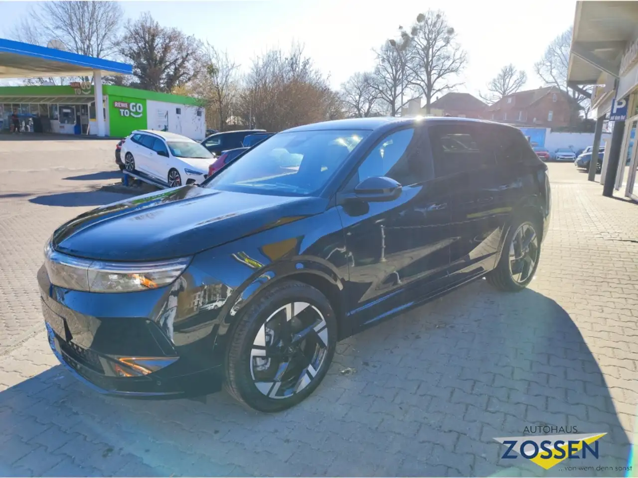 Opel Grandland Electric 157 kW GS AHK-abnehmbar Navi 360 Kamera 2
