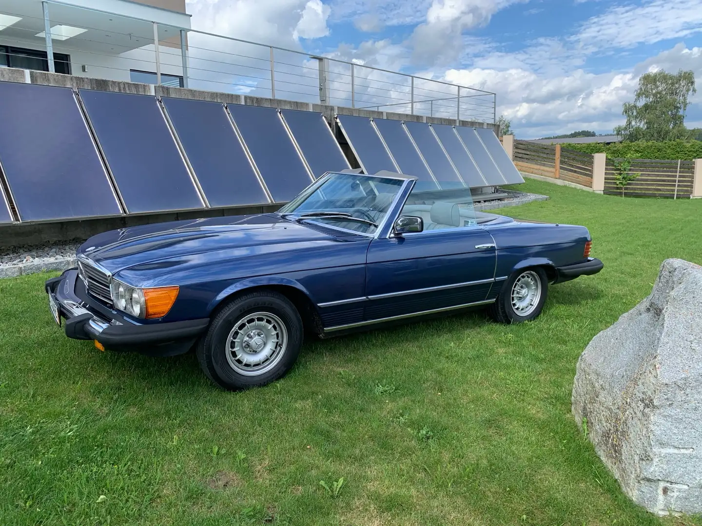 Mercedes-Benz SL 380 Roadster R107E38 - 2