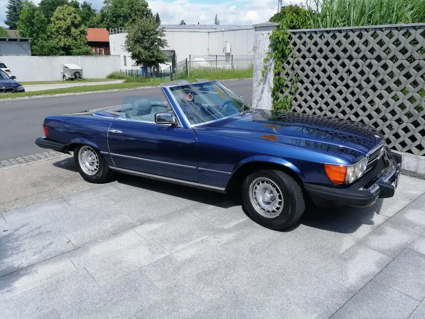 Mercedes-Benz SL 380 Roadster R107E38 - 1