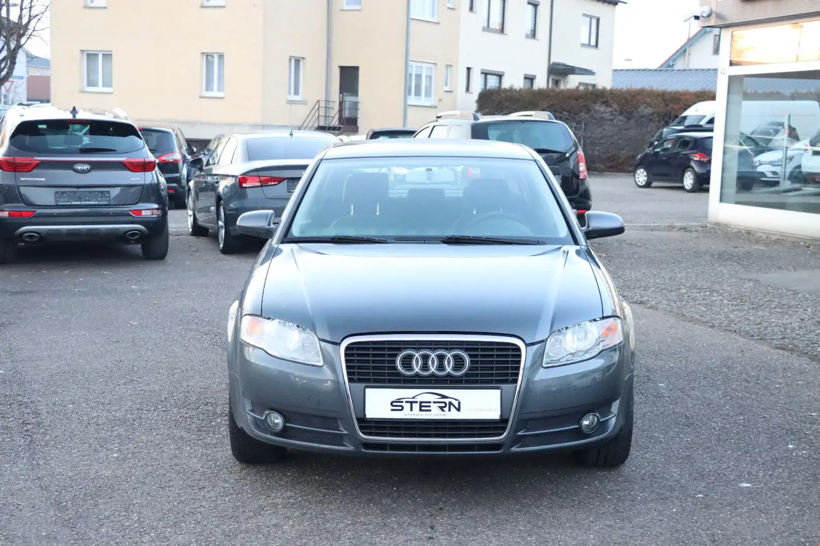 Audi A4 1.6 l KLIMA l Grau - 2