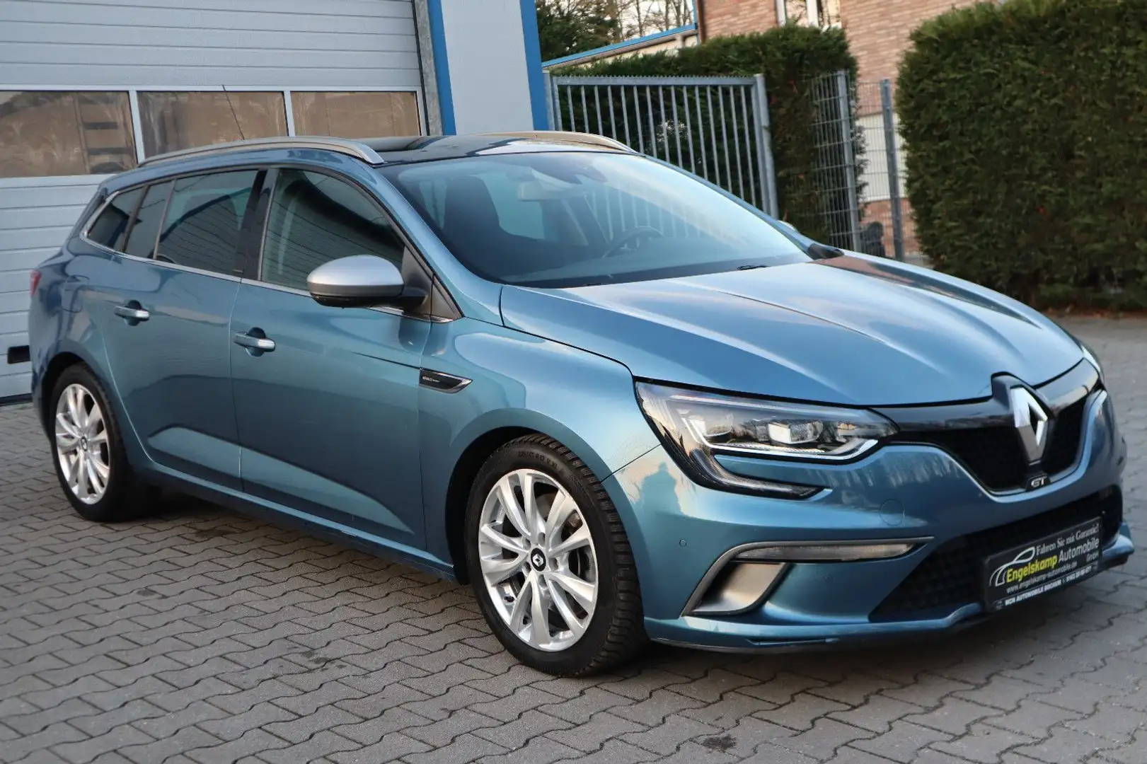 Renault Megane IV Grandtour GT/NAVI/SHZ/PDC/CAM/MFL/PANO Blau - 1