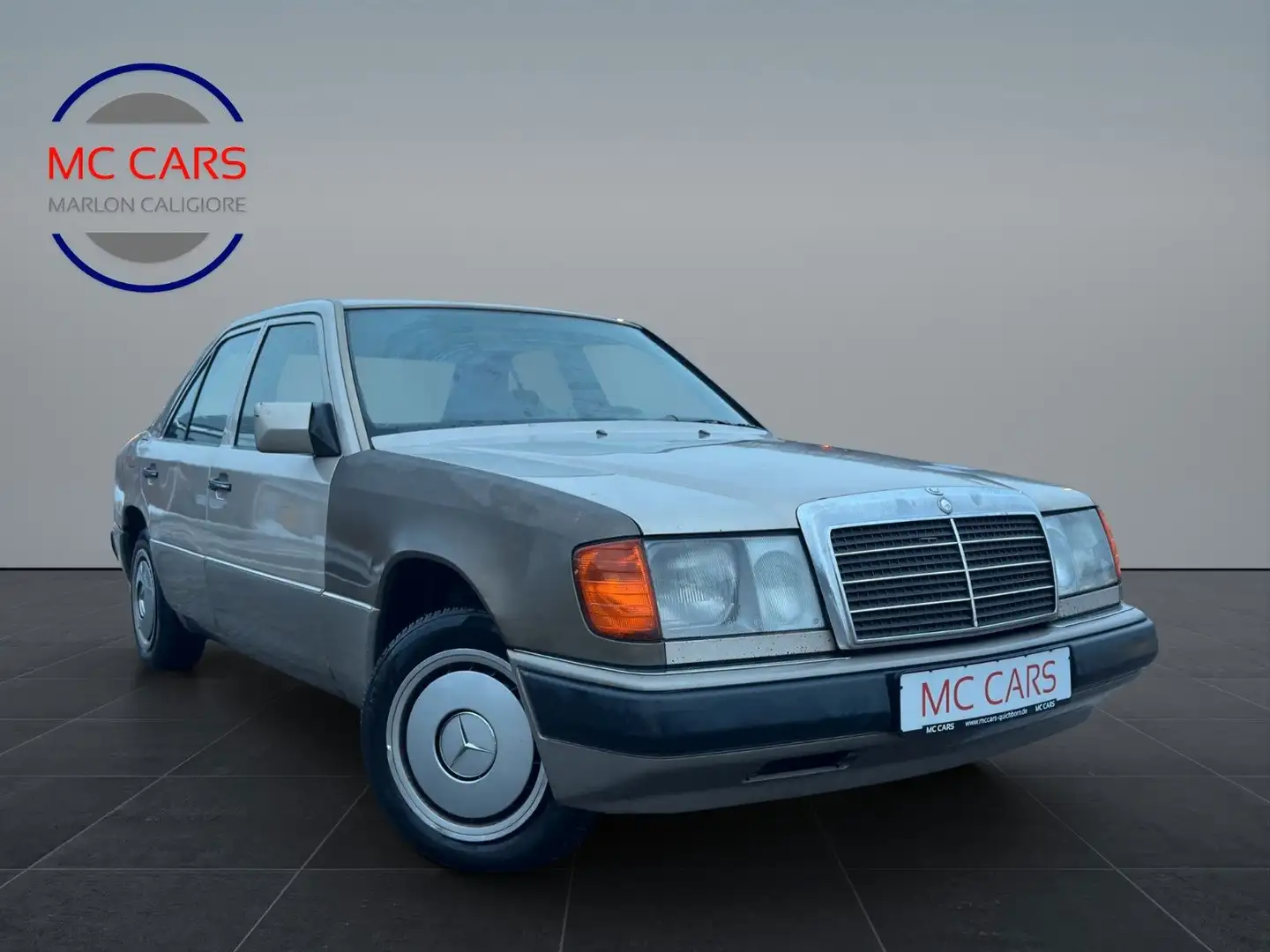 Mercedes-Benz 200 D W124 Schiebedach Tüv  2027 Viele Neuteile! Braun - 1