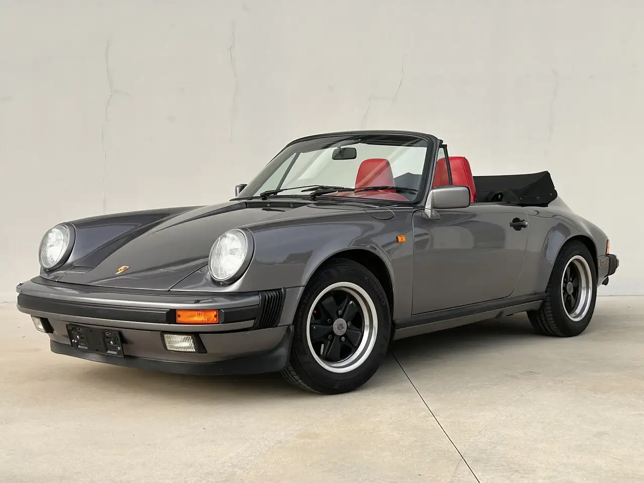 Porsche 911 Carrera 3.2 CABRIO COLORE SU CAMPIONE, foto 3