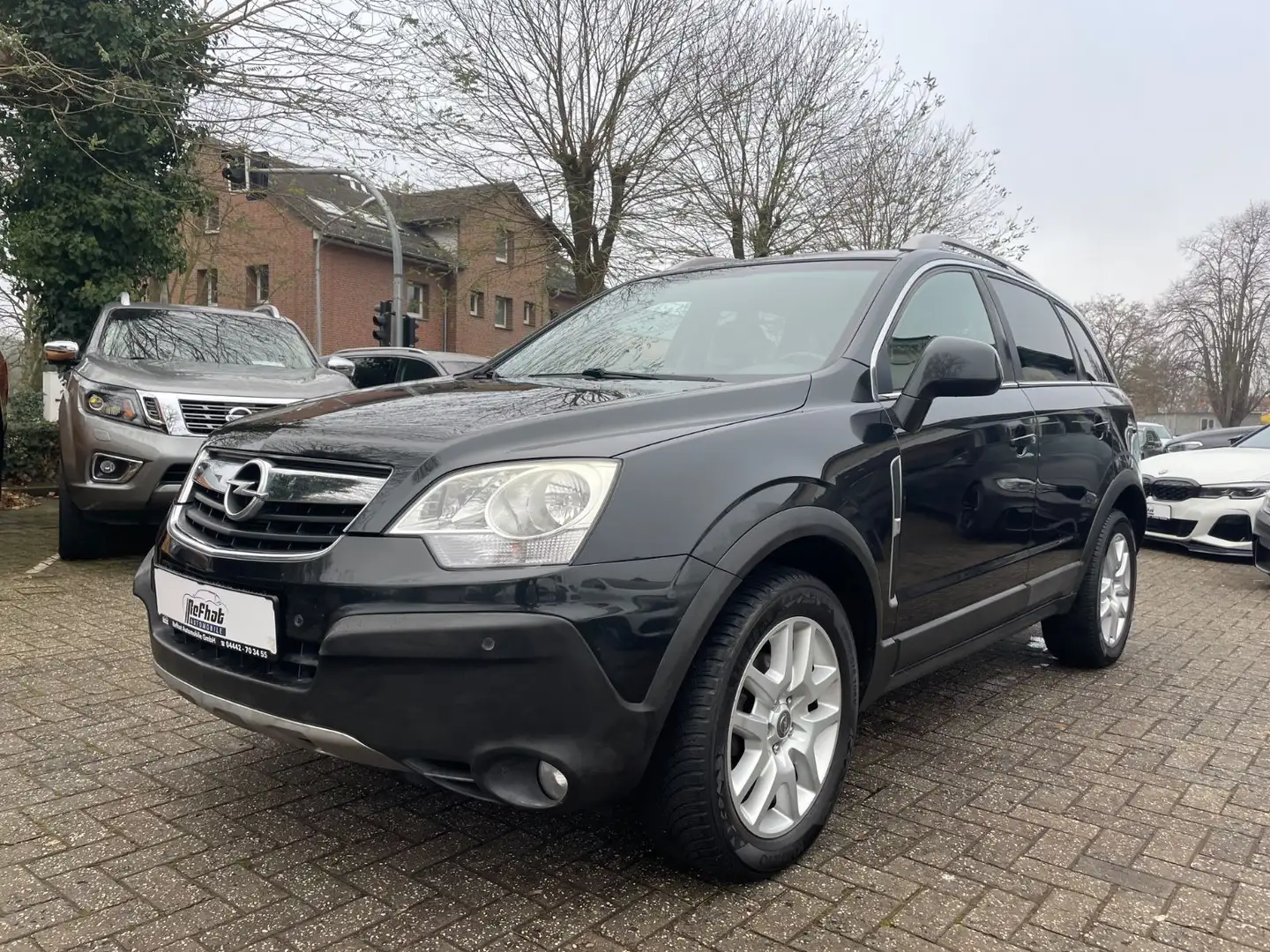 Opel Antara Edition Plus 4x4*AHK Schwarz - 2
