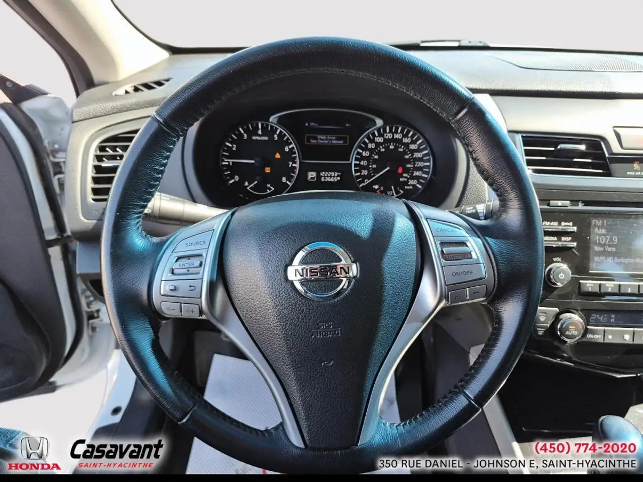 Nissan Altima снимка Nissan Altima