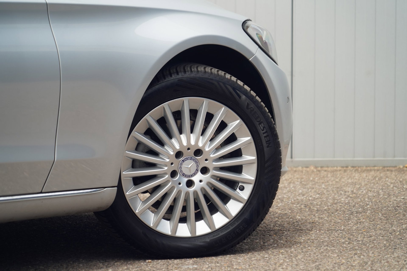 Mercedes-Benz C 180 Estate Lease Edition / Elek. Trekhaak / Cruise / C — photo 27