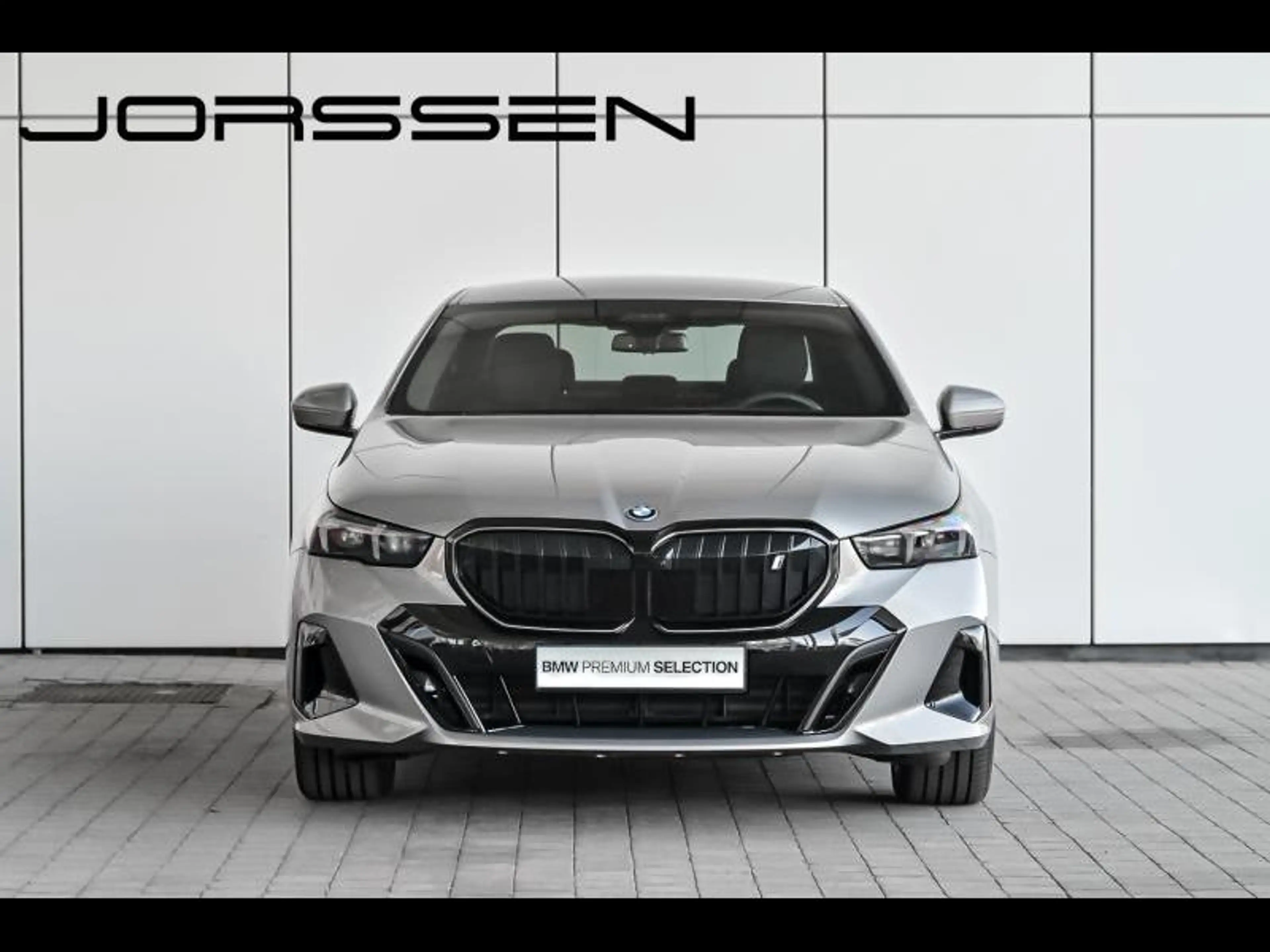 BMW i5 xDrive40  M SPORTPAKKET PRO — photo 2