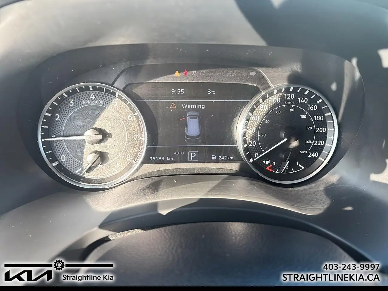 Nissan Armada снимка Nissan Armada