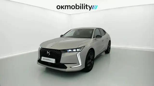 DS Automobiles DS 4 E-TENSE 225 CA performance line +