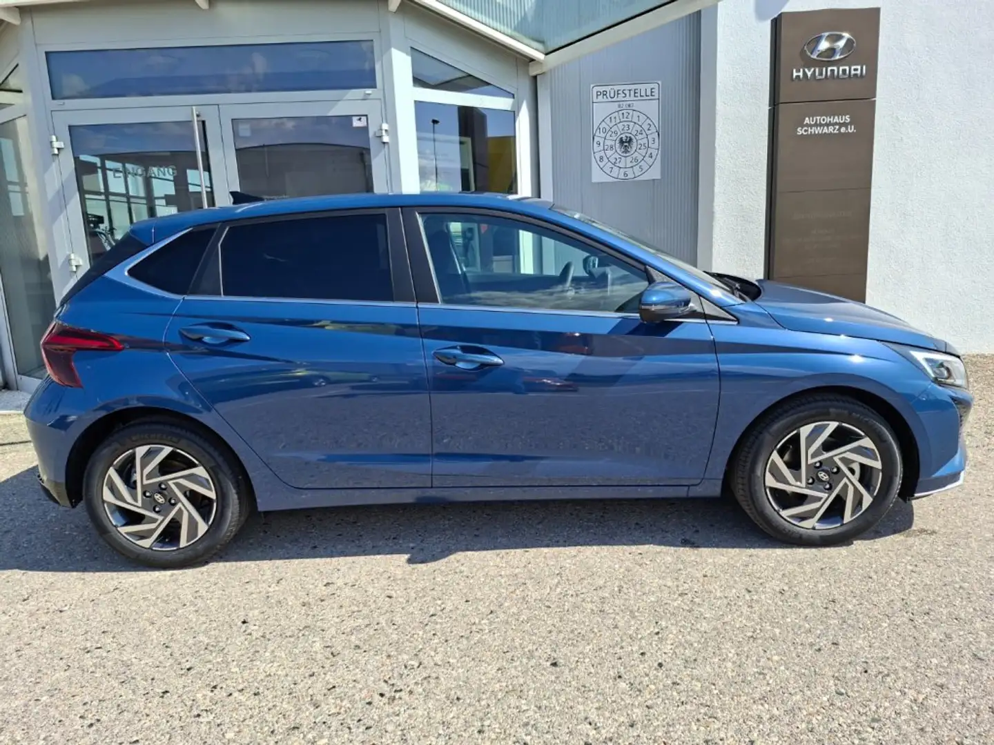 Hyundai i20 (BC3) Comfort Line 1.0 T-GDI DCT b6bc2-PP8 Blau - 2