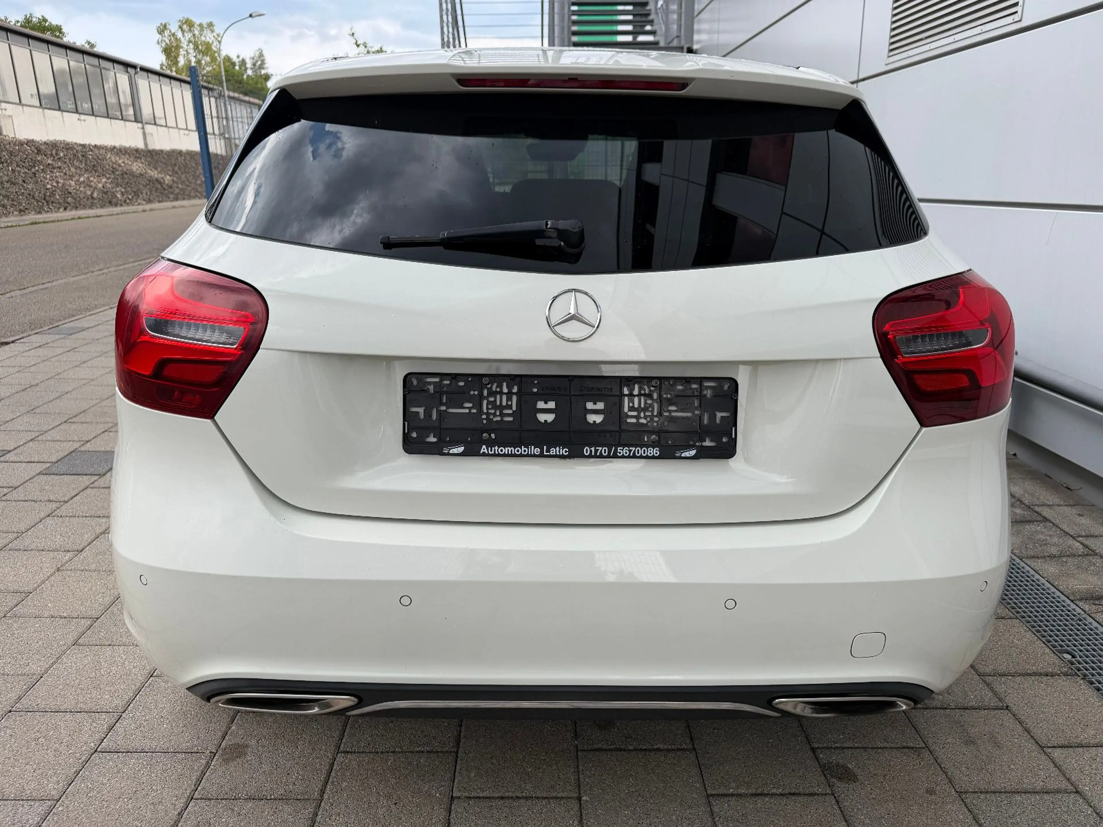 Mercedes-Benz A 220 4Matic Urban — photo 5