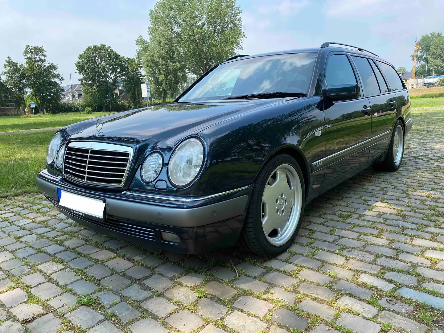 Mercedes-Benz E 420 T Elegance Rarität Negro - 2