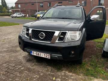 Navara 3.0 dCi V6 4x4 LE Exec.Pack IT DPF(E5)