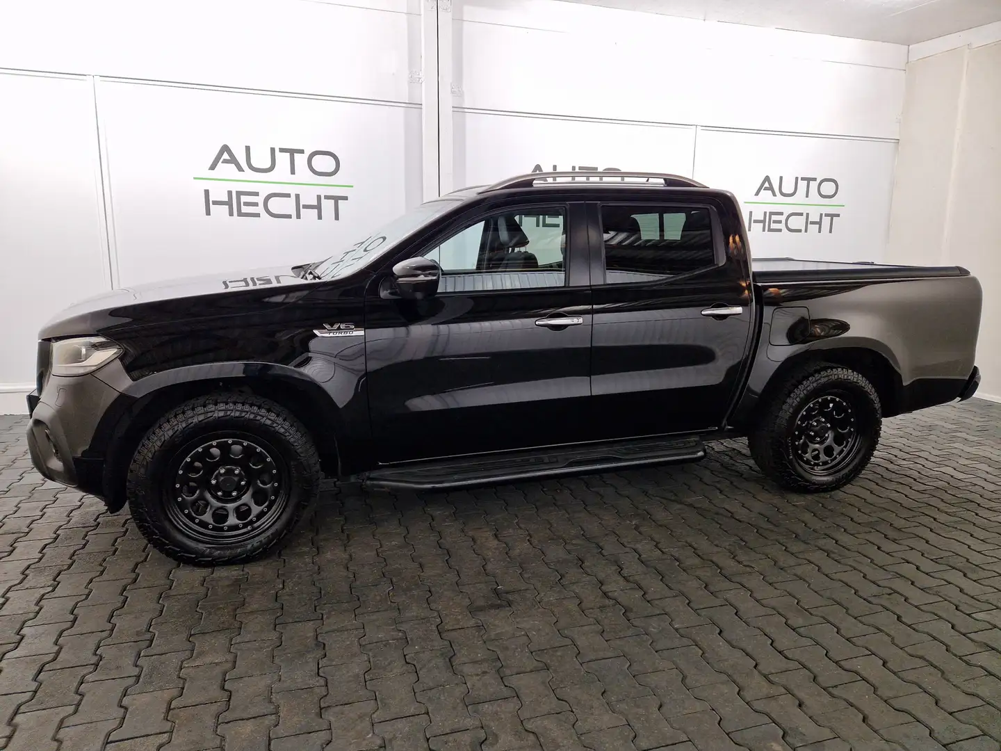 Mercedes-Benz X 350 d 4Matic Progressive Edition, LED, 360° Zwart - 2