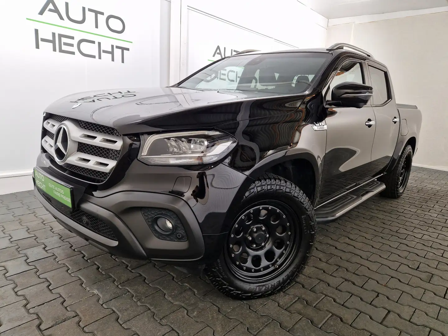 Mercedes-Benz X 350 d 4Matic Progressive Edition, LED, 360° Zwart - 1
