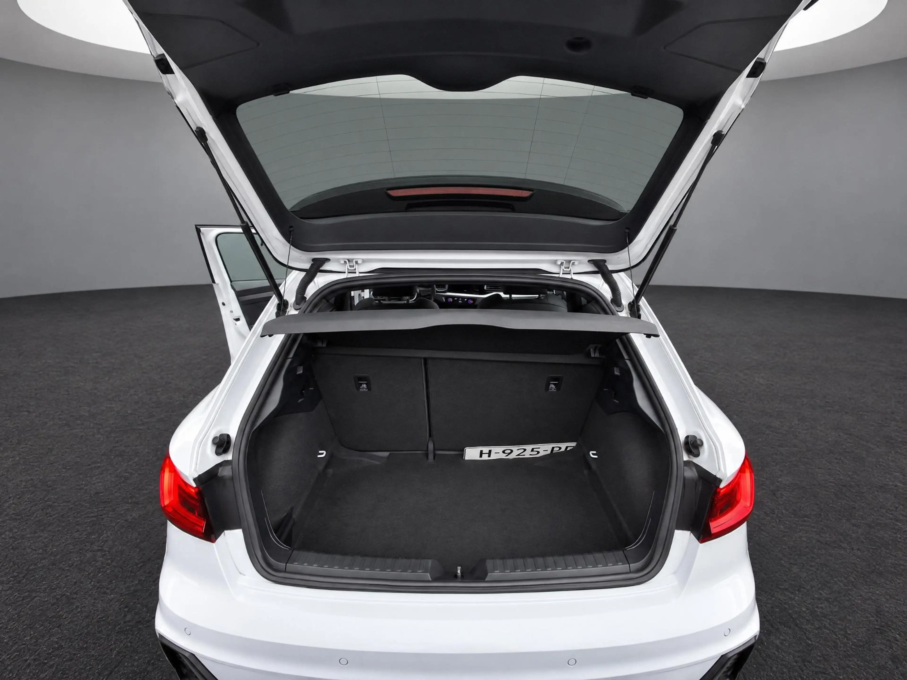 Audi A1 Sportback 30 TFSI S Line edition one | Navigatie F — photo 8