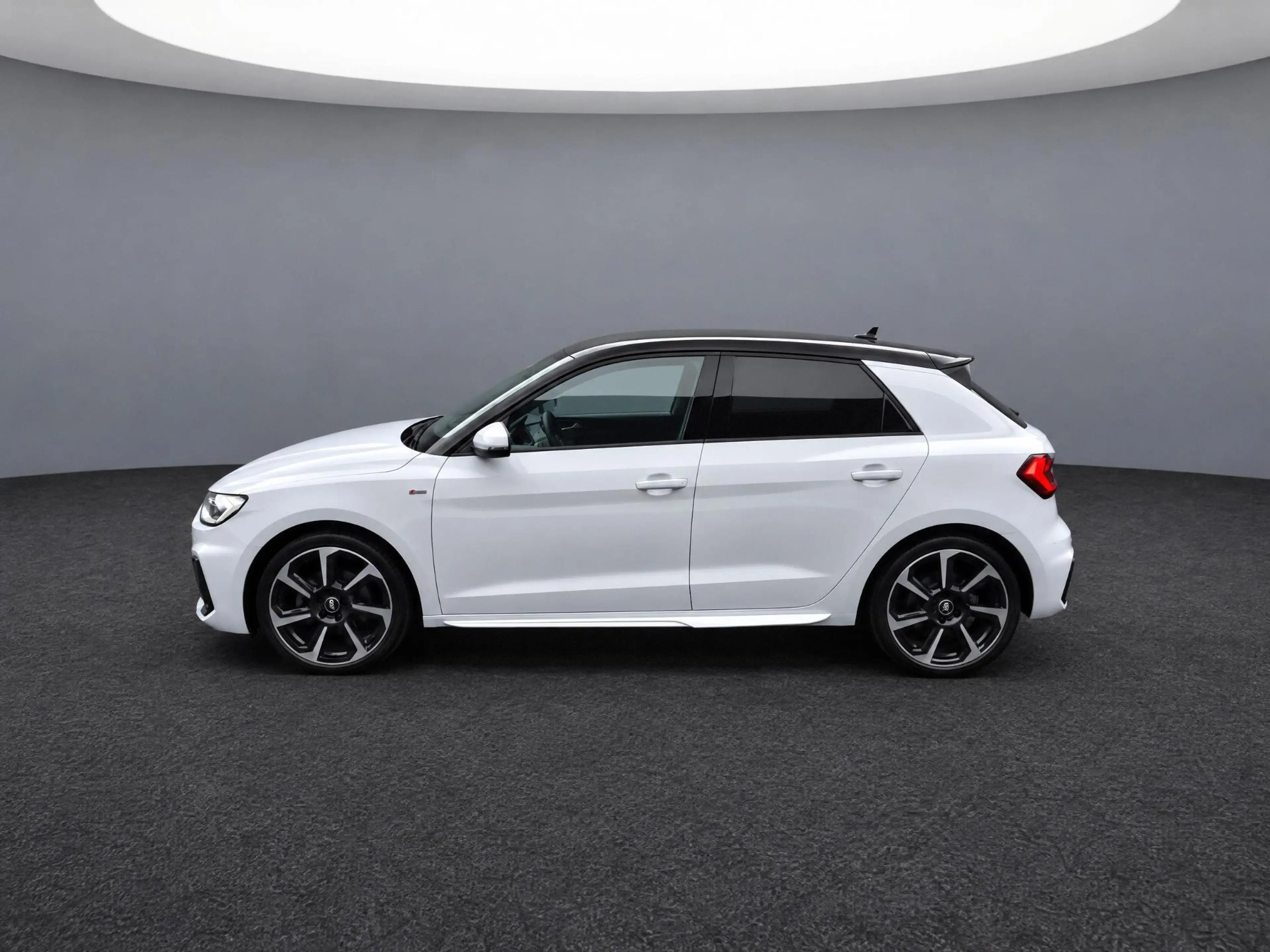Audi A1 Sportback 30 TFSI S Line edition one | Navigatie F — photo 2