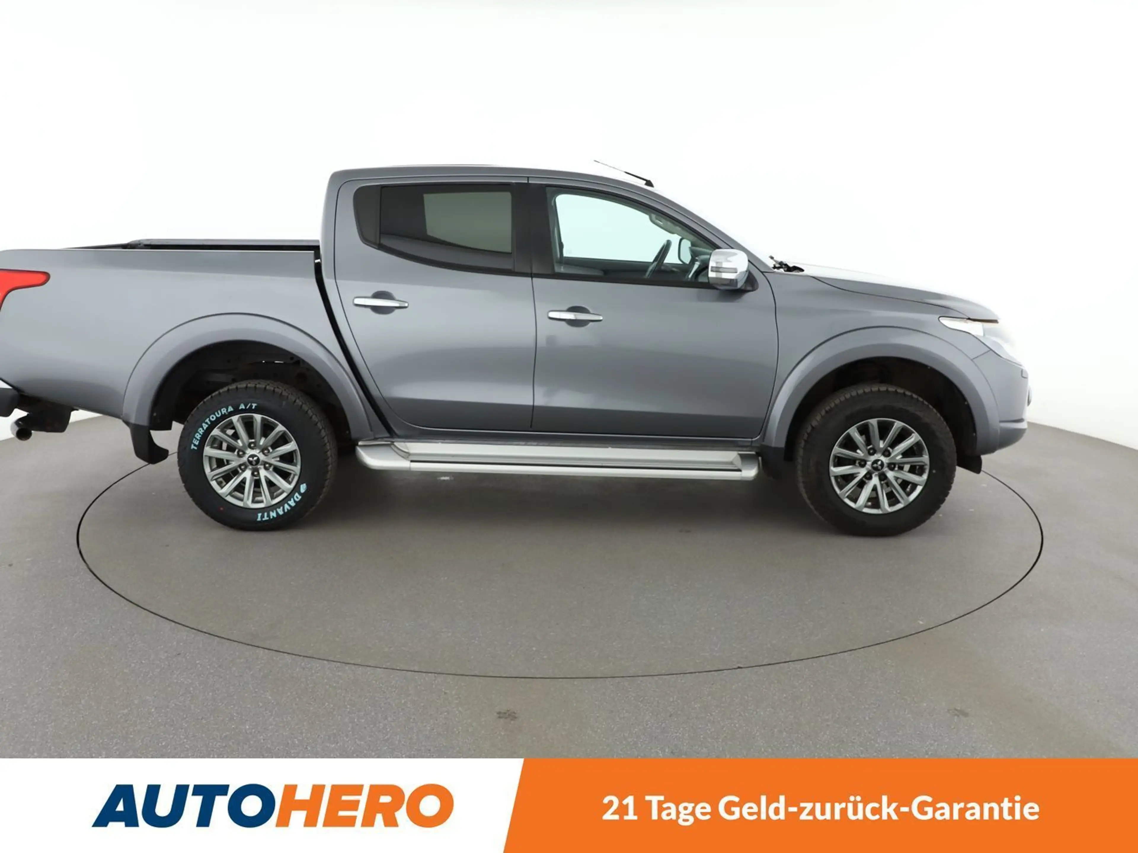 Mitsubishi L200 2.4 DI-D Plus Doppelkabine 4WD*TEMPO*SHZ*AHK* — photo 7