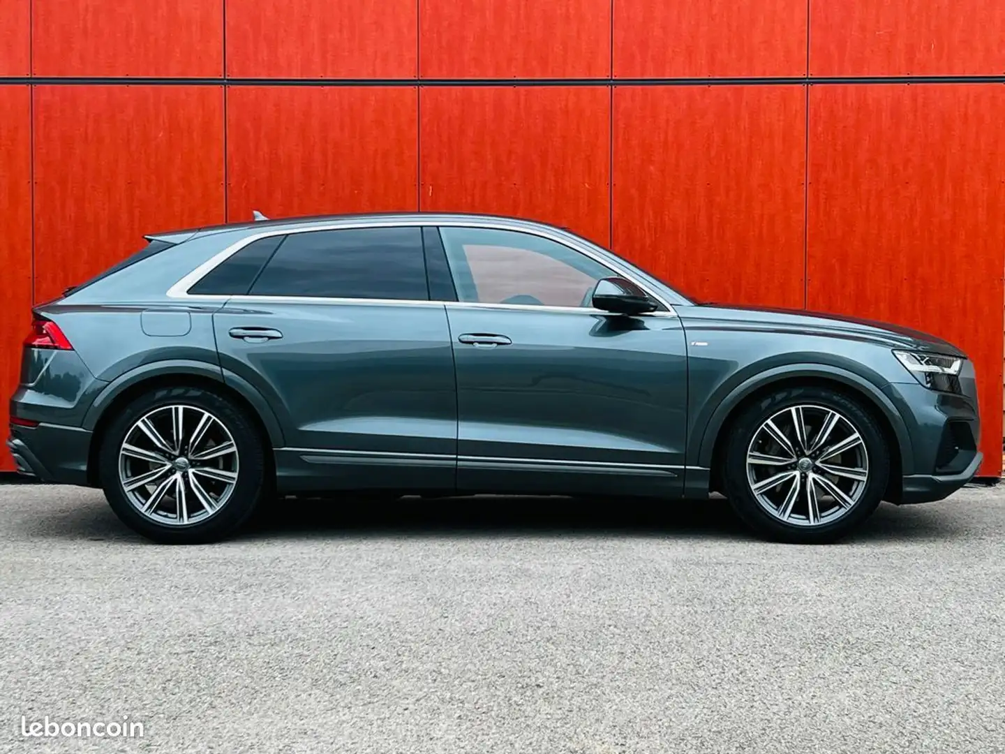 Audi Q8 50TDI 286ch Sline Quattro Gris - 2