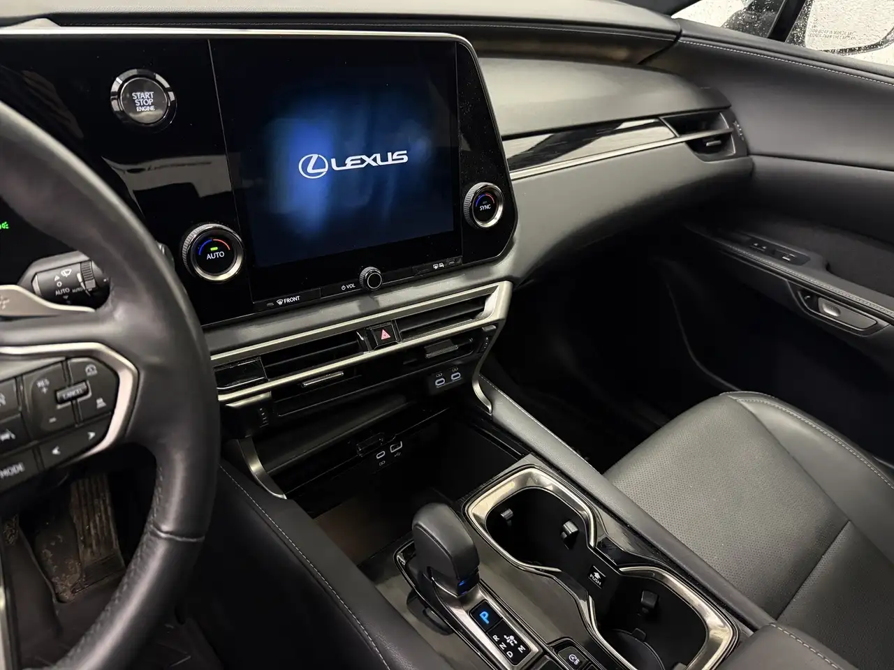 Lexus RX снимка Lexus RX