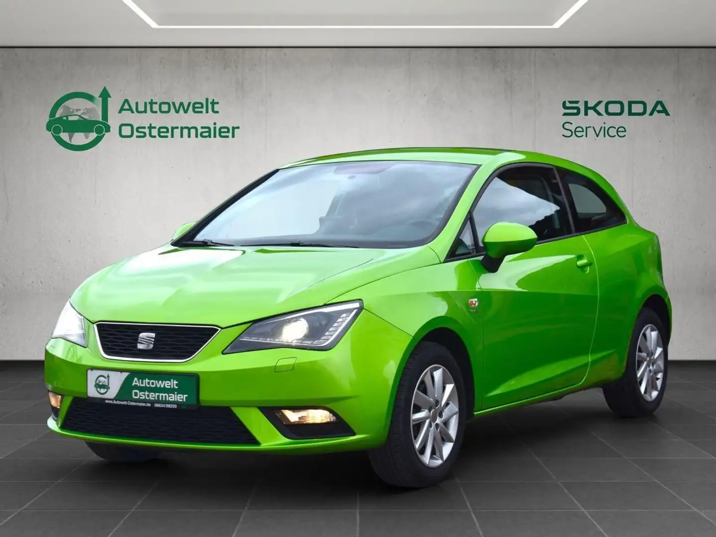 SEAT Ibiza 1.2 TSI Style Salsa*Navi*Xenon*Climatr.* - 1