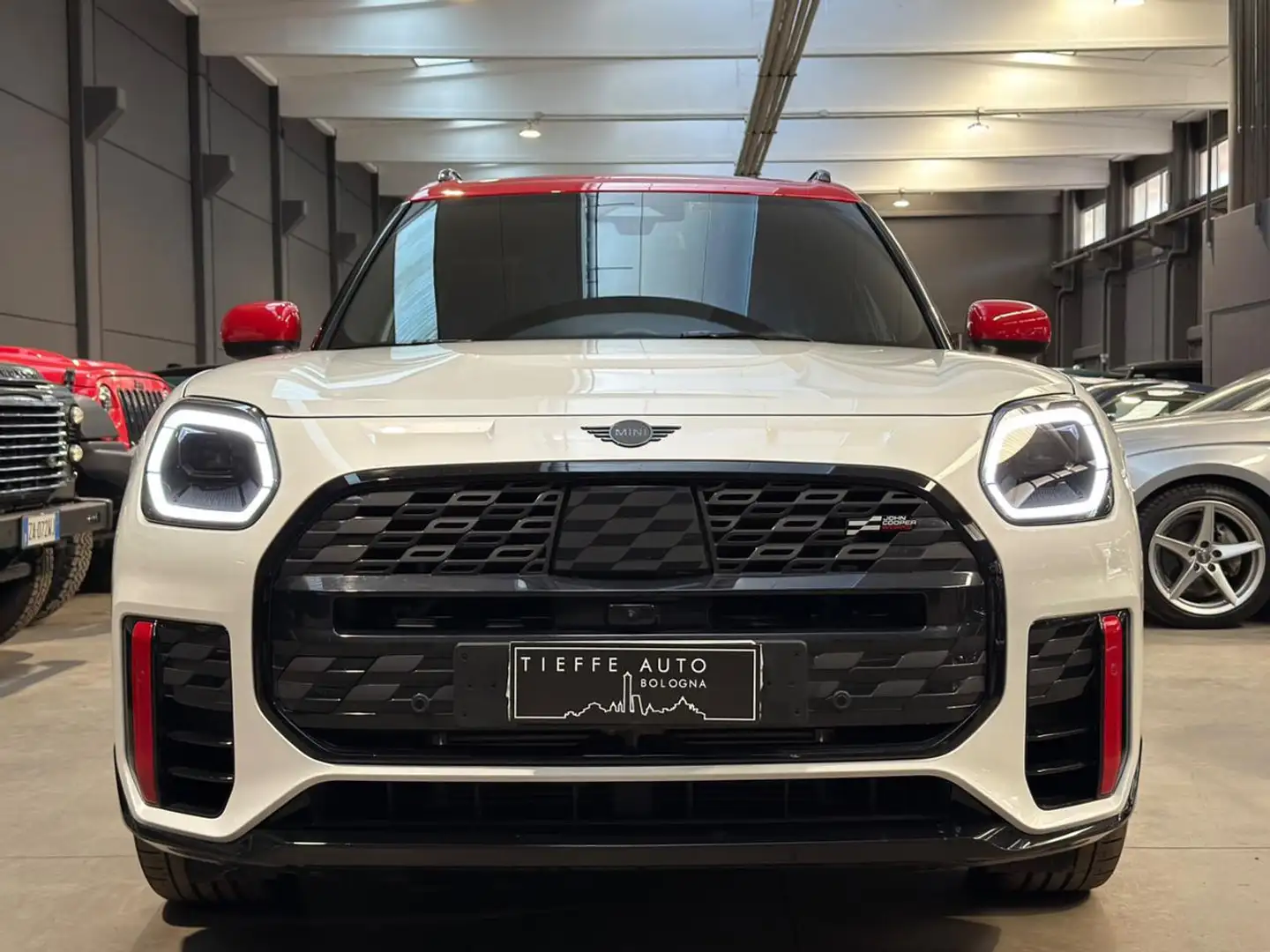 MINI John Cooper Works Countryman ALL4 JCW Bianco - 2