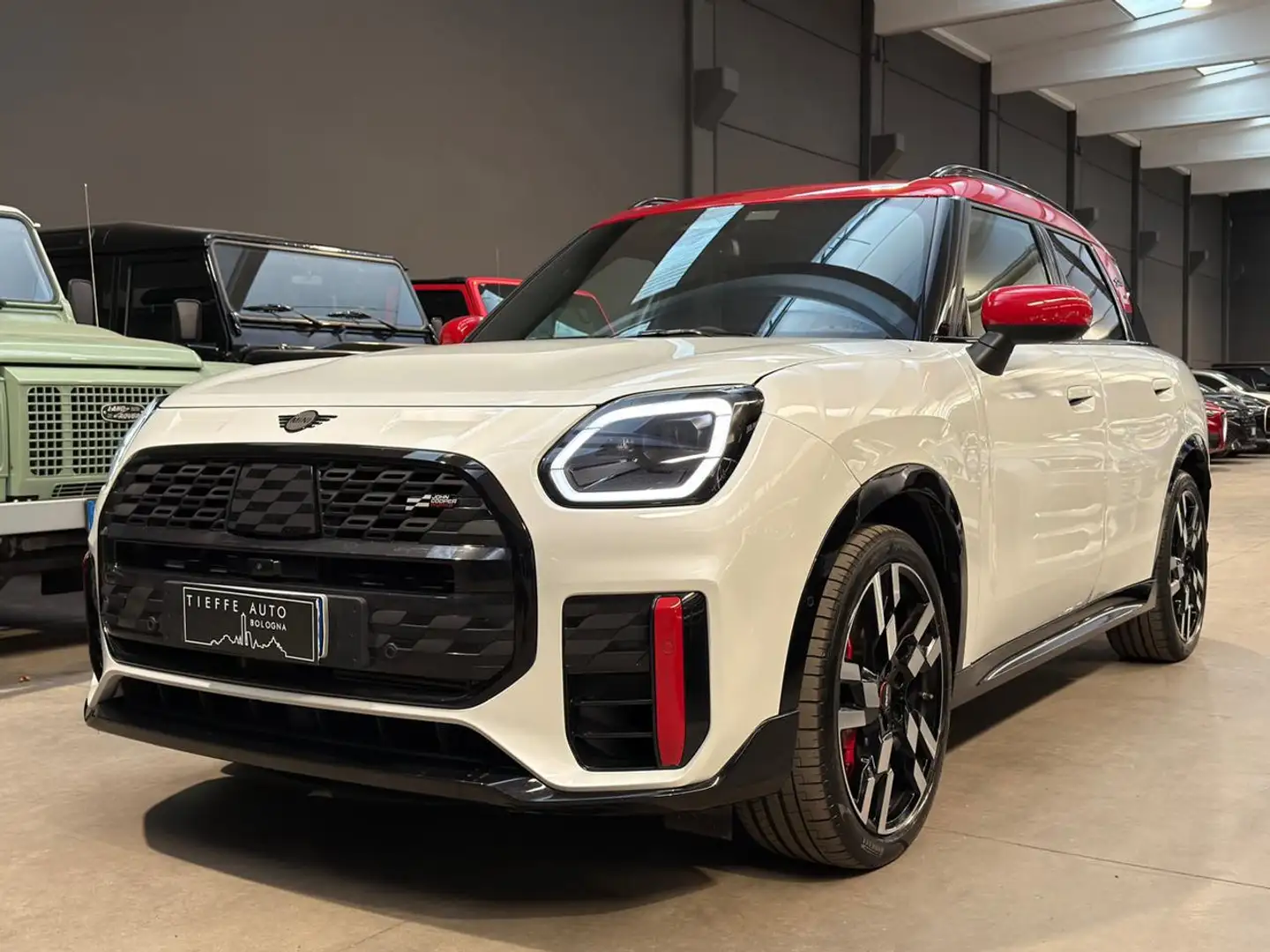 MINI John Cooper Works Countryman ALL4 JCW Bianco - 1