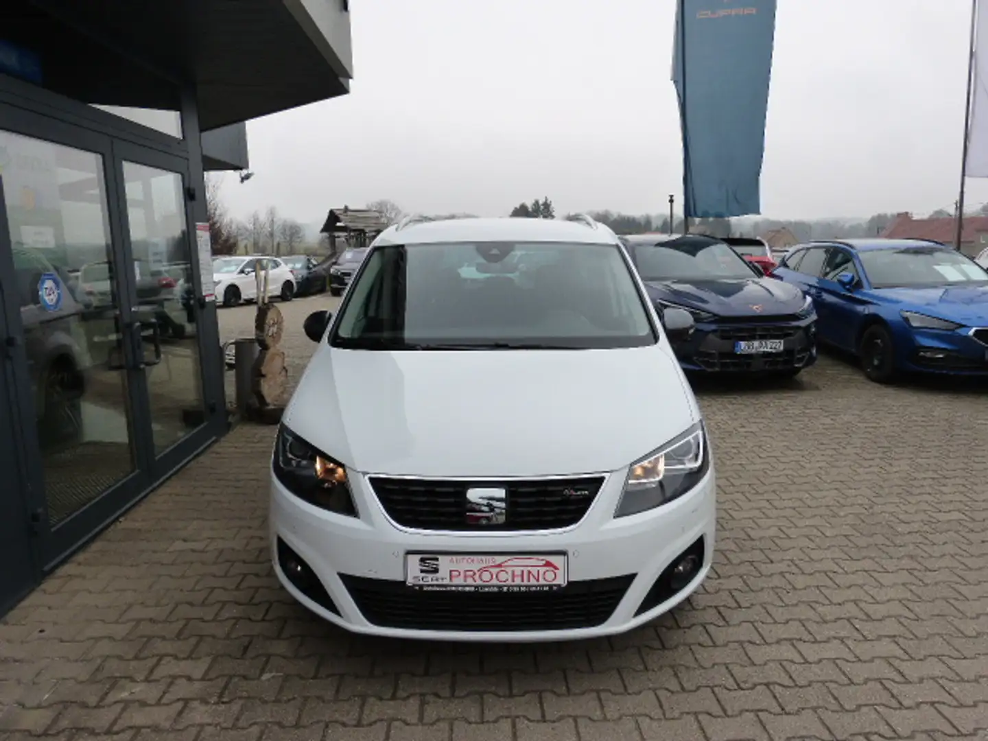 SEAT Alhambra FR-Line Alhambra 2.0 TDI FR-Line DSG Weiß - 2