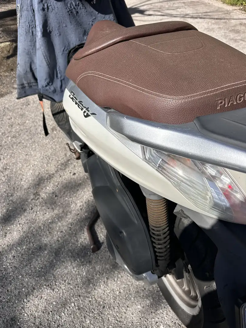 Piaggio Beverly 300 300i.e. - 2