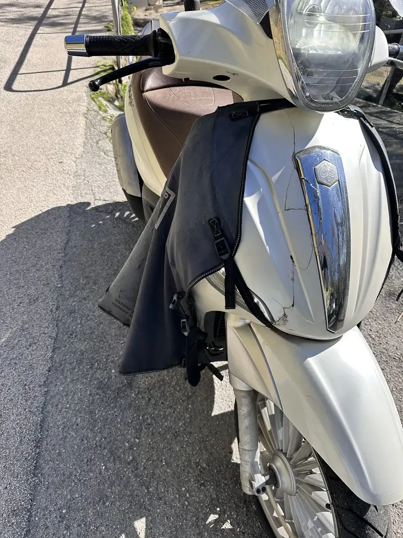 Piaggio Beverly 300 300i.e. - 1