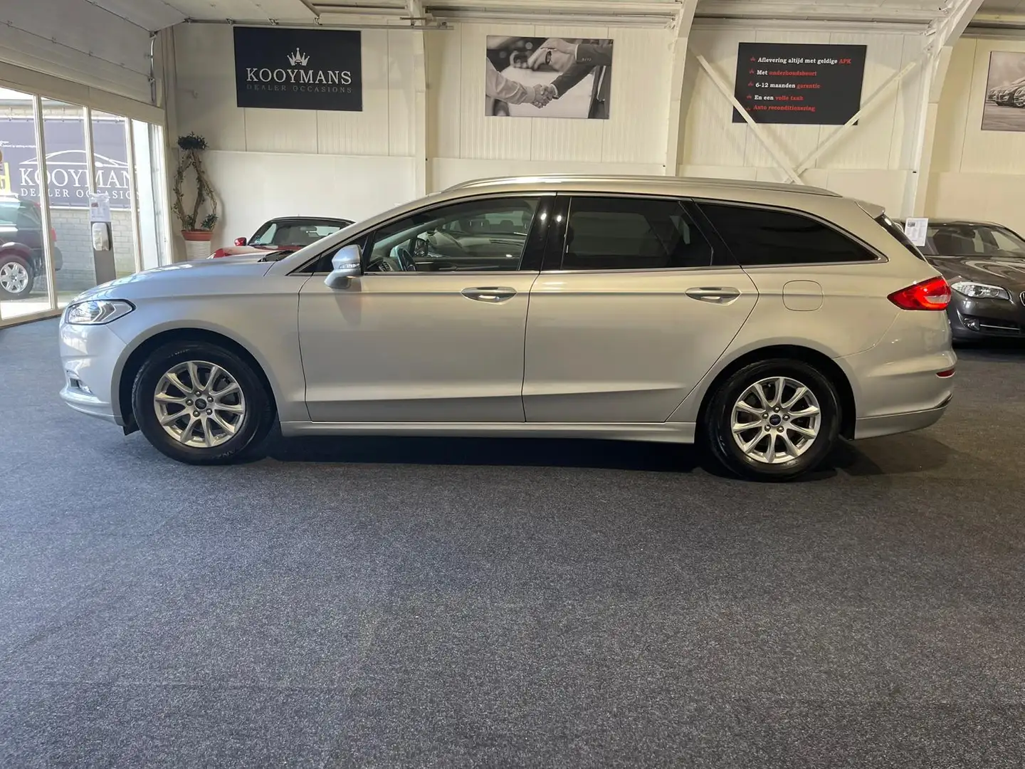 Ford Mondeo Wagon 1.5 Titanium Lease Edition, Cruise/Climate C Zilver - 2