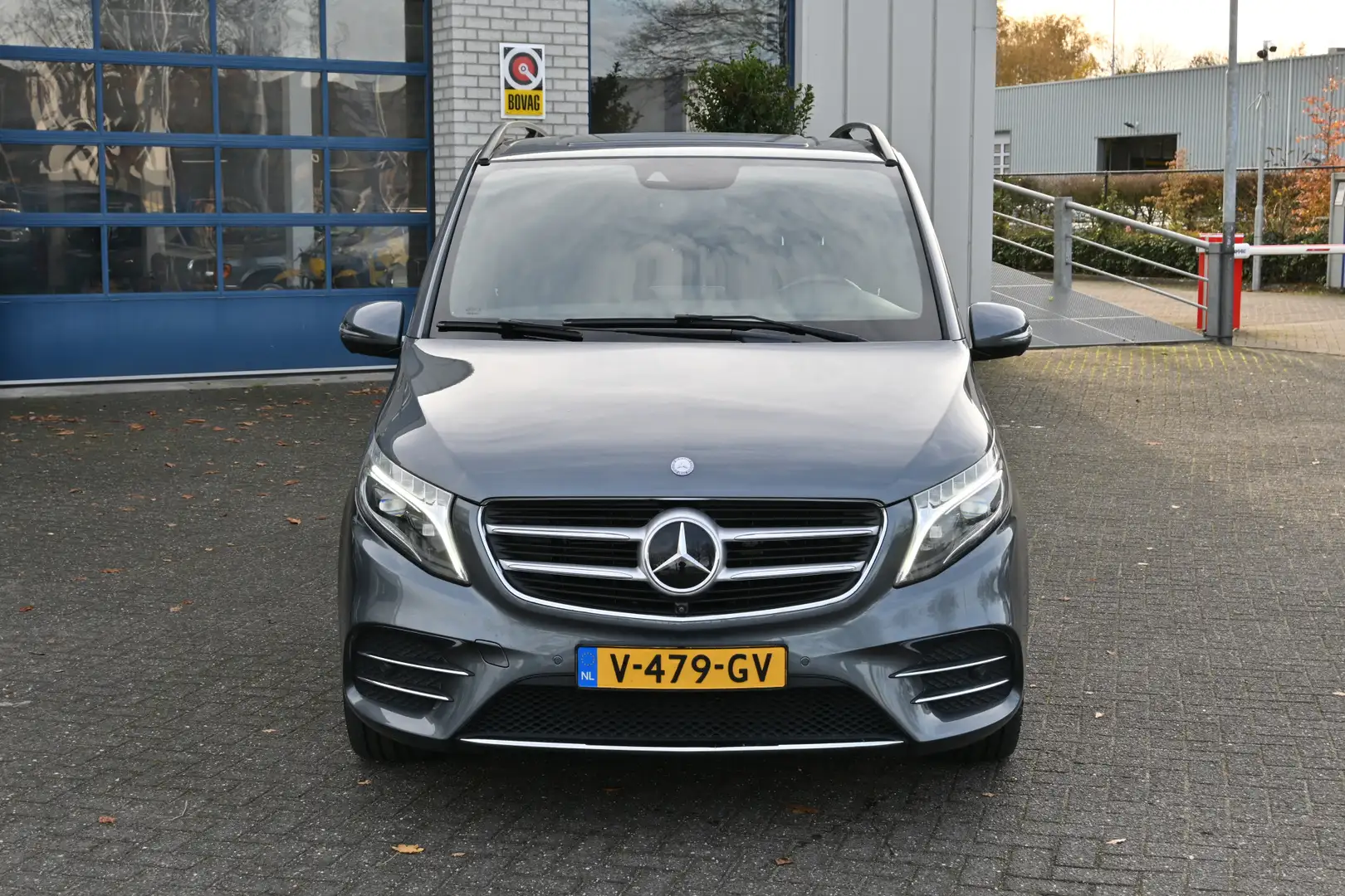 Mercedes-Benz V 250 250d AMG L3 DC Avantgarde Edition Middenconsole ge Gris - 2