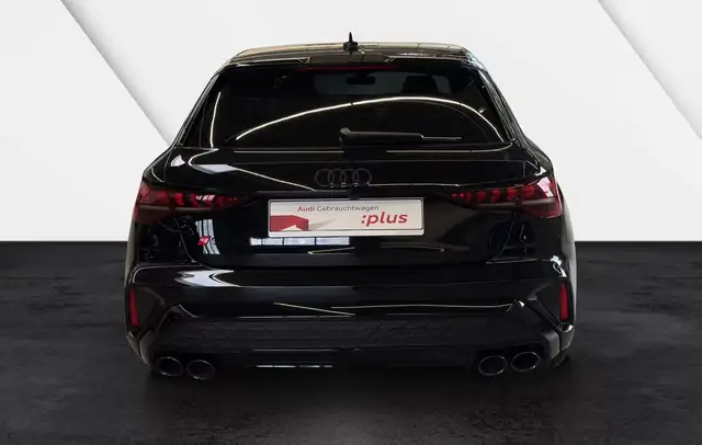 Audi S3 view 14