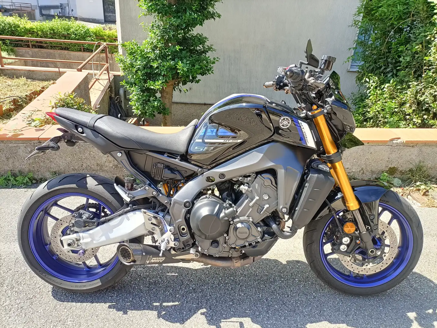 Yamaha MT-09 SP Negro - 1
