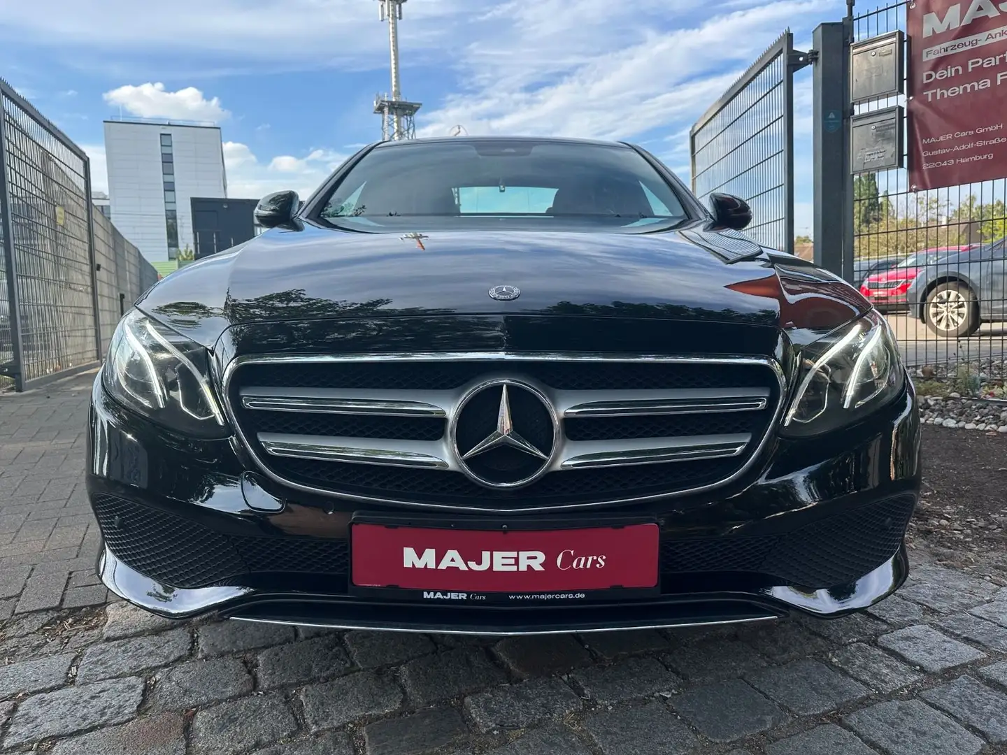 Mercedes-Benz E 350 d LIMOUSINE*WIDESCREEN*STANDHEIZUNG Schwarz - 2