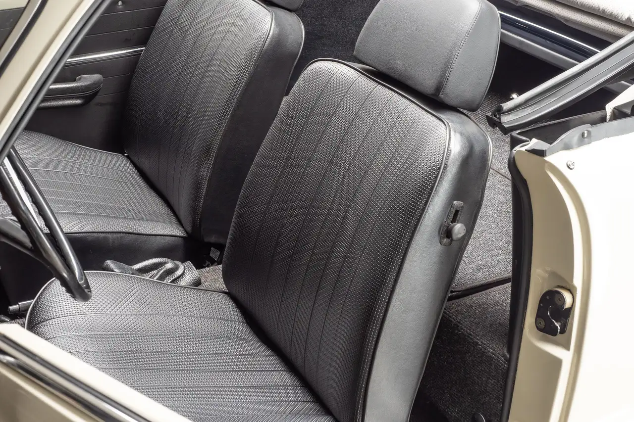 Volkswagen Karmann Ghia Cabrio, foto 8