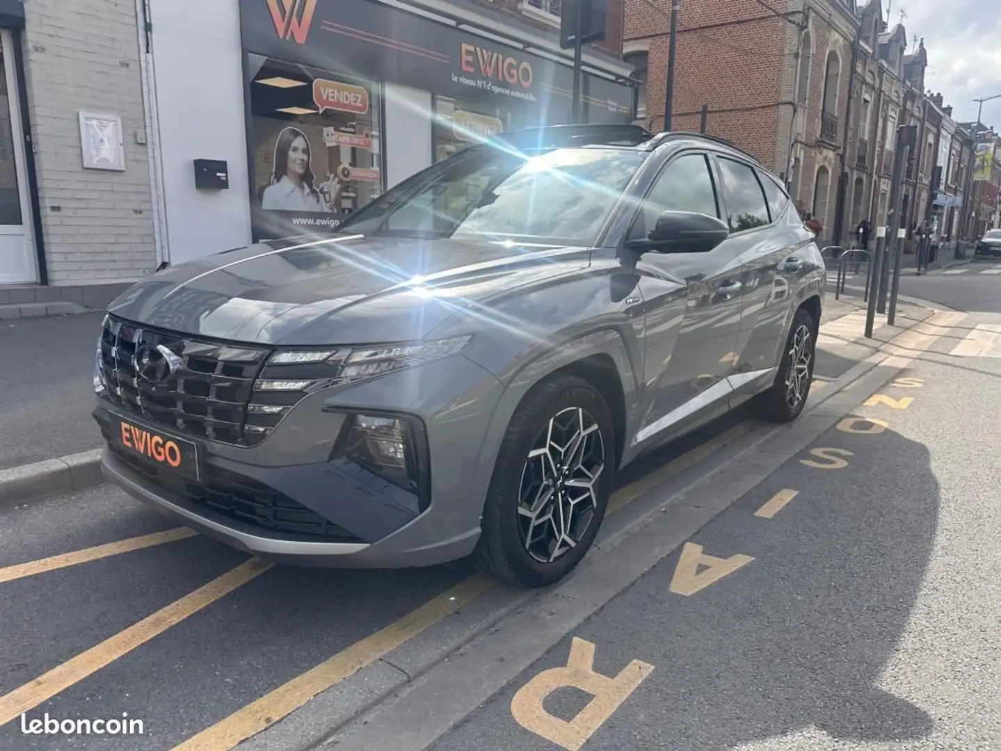 Hyundai TUCSON 1.6 T-GDI 230H 180 HEV HYBRID 1.5KWH N-LINE EXECUT Gris - 1