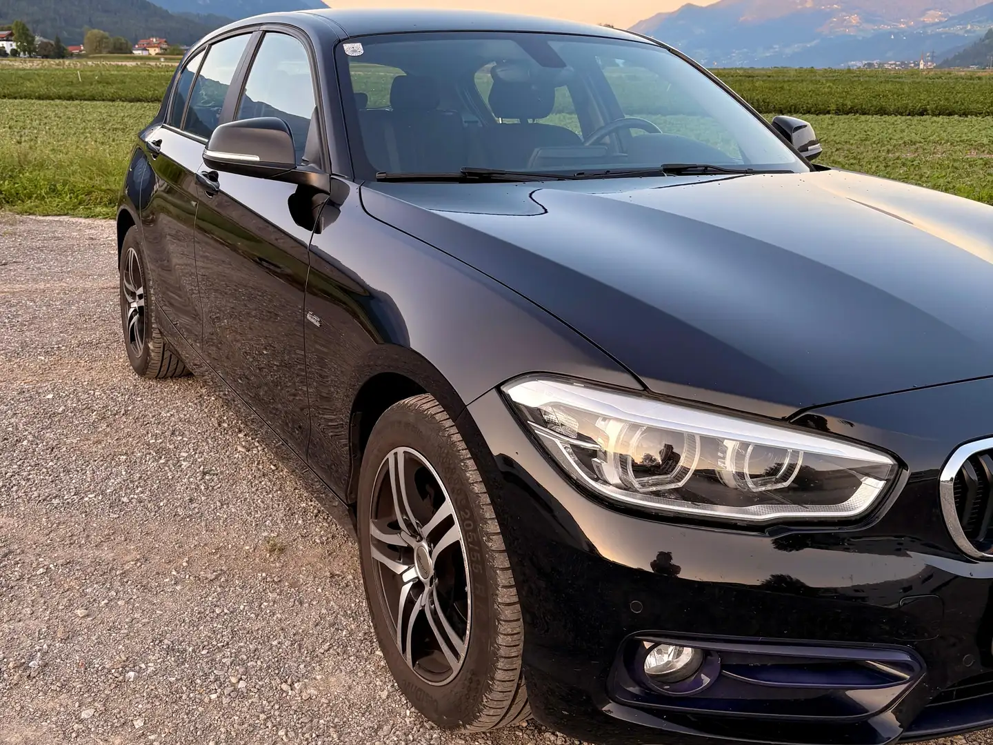 BMW 116 116d Sport Line Aut. Sport Line Schwarz - 2