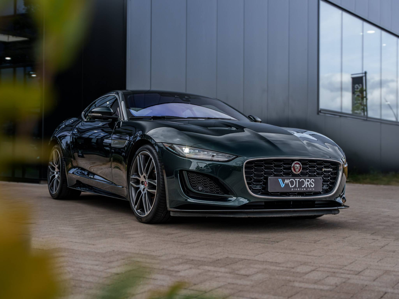 Jaguar F-Type Coupe 2.0 i4 P300 R-Dynamic - British Racing Green - Panodak - Siena Tan Leder - Meridian 600W - Camera - — photo 6