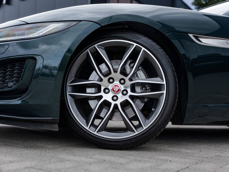 Jaguar F-Type Coupe 2.0 i4 P300 R-Dynamic - British Racing Green - Panodak - Siena Tan Leder - Meridian 600W - Camera - — photo 2
