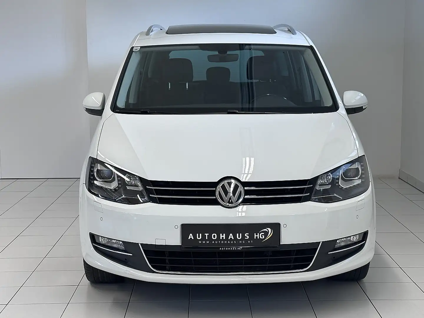 Volkswagen Sharan Highline BMT SCR 2,0 TDI 4Motion*7 SITZER*PANO*... Weiß - 2