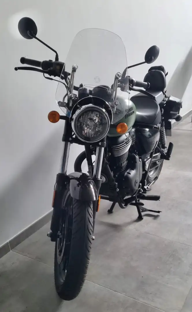 Royal Enfield Meteor 350 - 2
